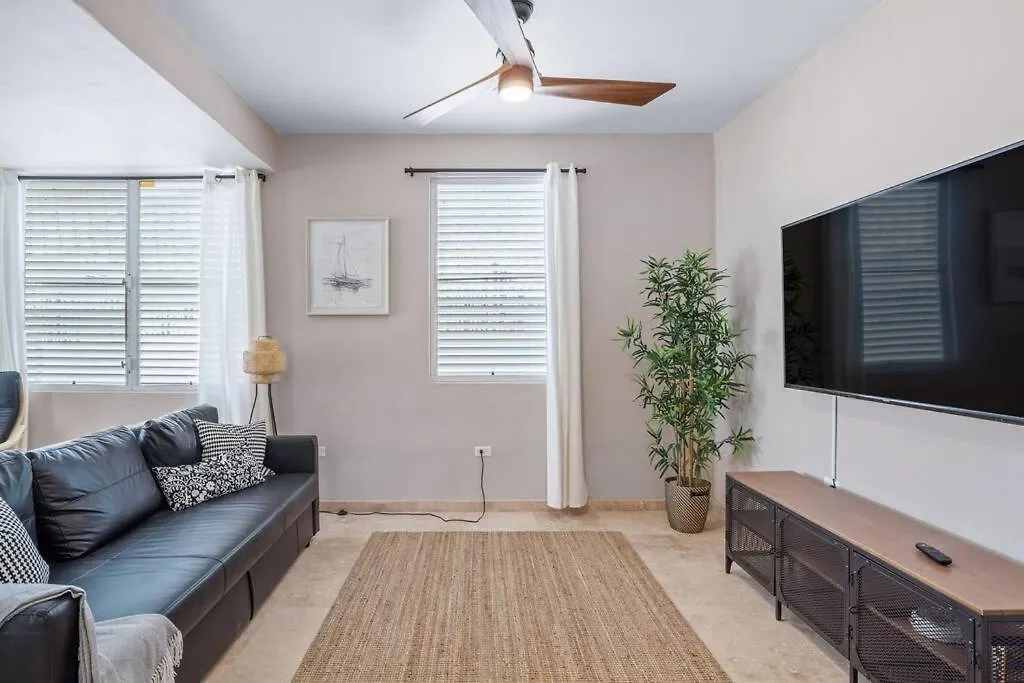 Cozy Retreat In San Juan Daire