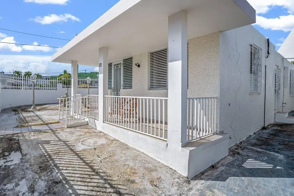 Cozy Retreat In San Juan Daire